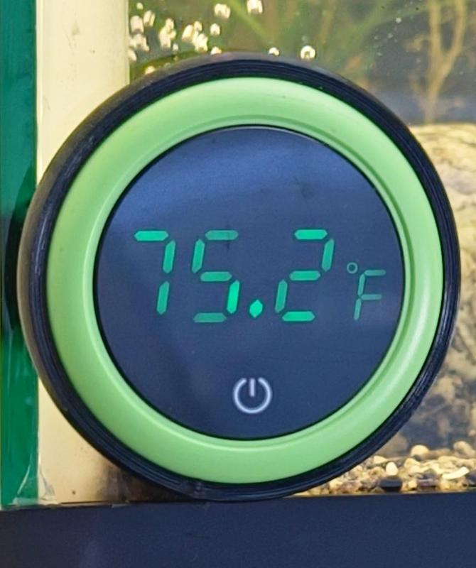Aquarium Thermometer Ring - allows battery replacement