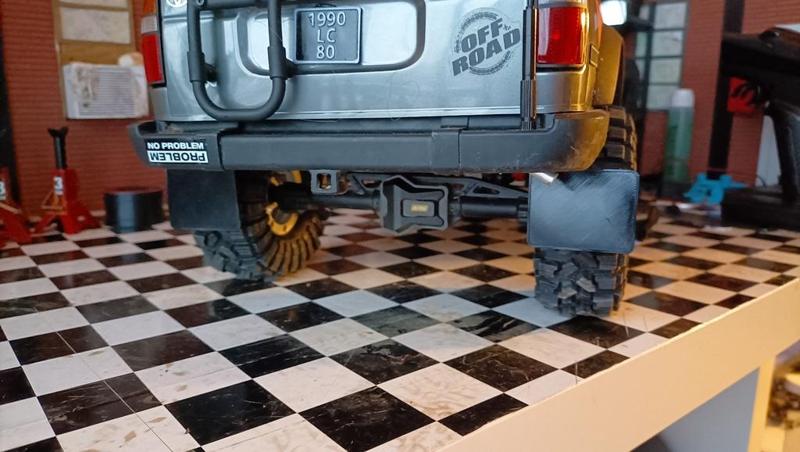 FMS FCX10 LC80 mudflaps