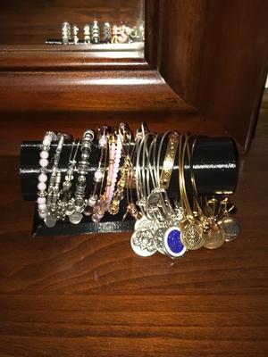 Bracelet Holder