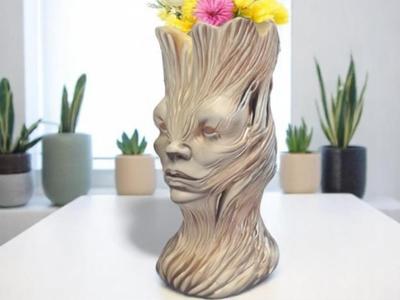 Wooden Guardian Vase / Decor