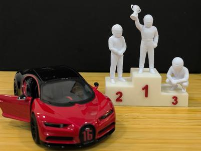 Race Day Glory – 1/32-Scale Podium Diorama 