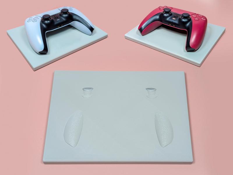 Simple Flat Slab PS5 Controller Stand