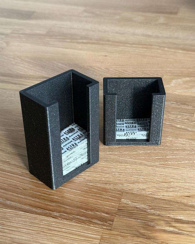 Razor Blade holder (parametric)