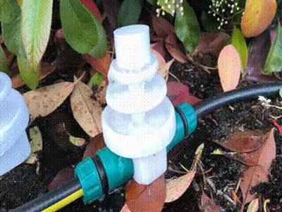 Adjustable Garden Fountain Sprinkler/Gardena hose 