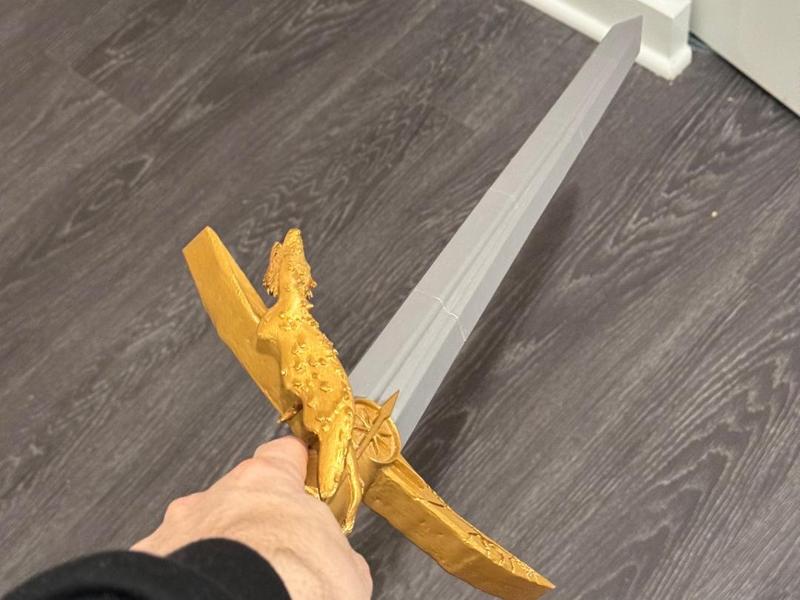 Dragon sword