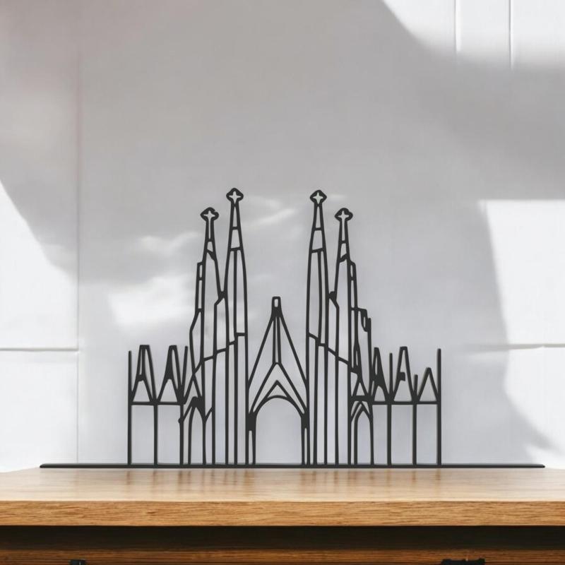 Sagrada Familia Line Art - Desktop Line Art
