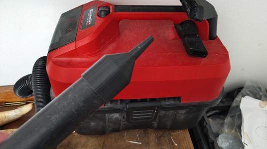 Adapter für Einhell  TE-VC 18/10 um Ludtmatratze aufzublasen
