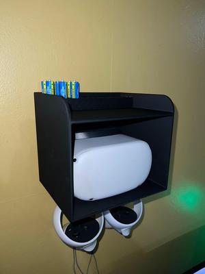Wall mount Oculus shelf with battery storage - Print in place