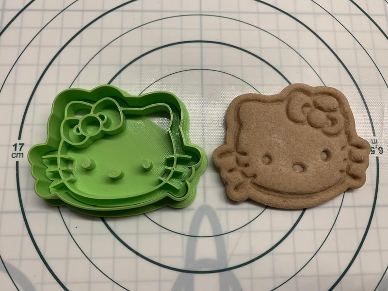 Hello kitty head cookie cutter