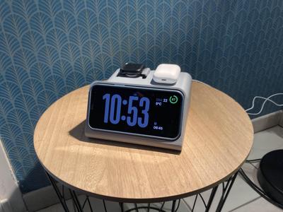 iPhone 14 Standby Mode Dock