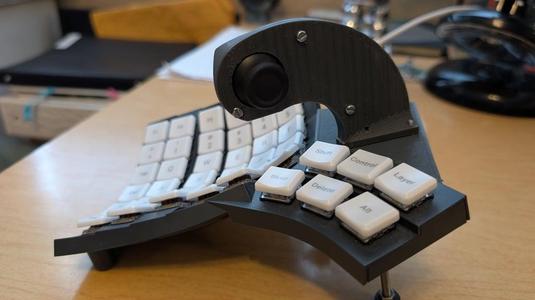Glove80 Fin Mouse