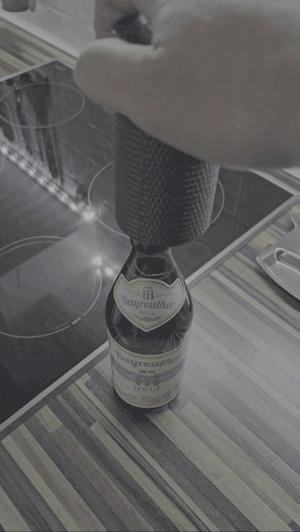 Push Bottle Opener with improved hook and lever + wider opening