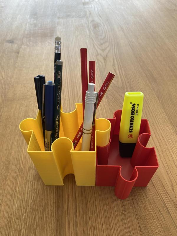 Puzzle Pen Holder (Stiftehalter)