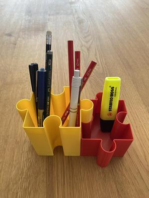 Puzzle Pen Holder (Stiftehalter)