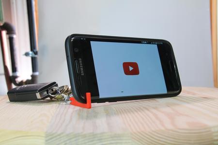 Keychain Phone Kickstand