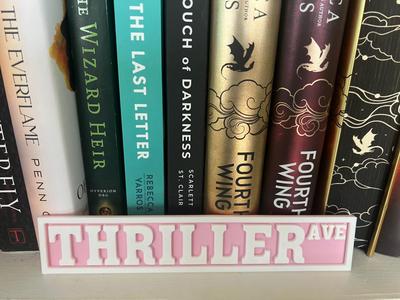 Bookshelf Sign – Thriller Ave – Street Sign
