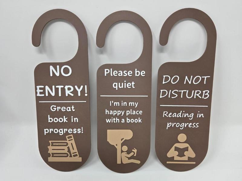 Reading door hanger