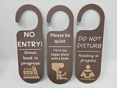Reading door hanger