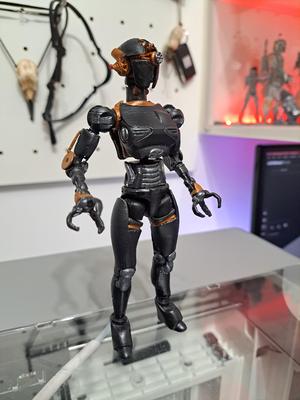 Fallout Assaultron Poseable Figure
