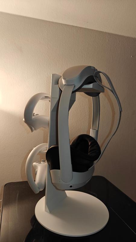 Pico 4 Stand