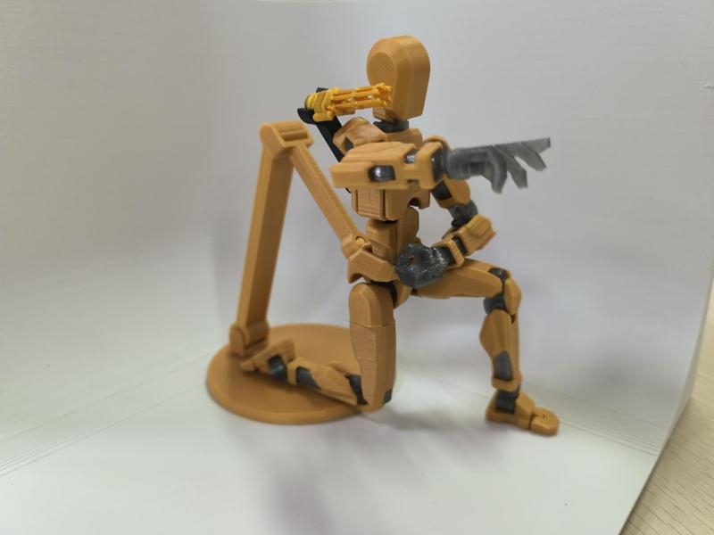 shoulder cannon and Gatling gun for dummy 13
