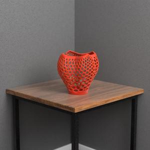STRAWBERRY VORONOI VASE
