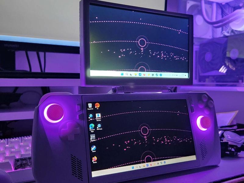 ROG Ally Clamshell Screen Mod