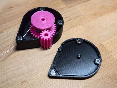 Retractable Solder Dispenser