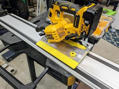 Dewalt saw sled track saw DCS570B   