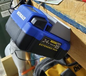 Kolbalt Extended Run 24V Battery Holder