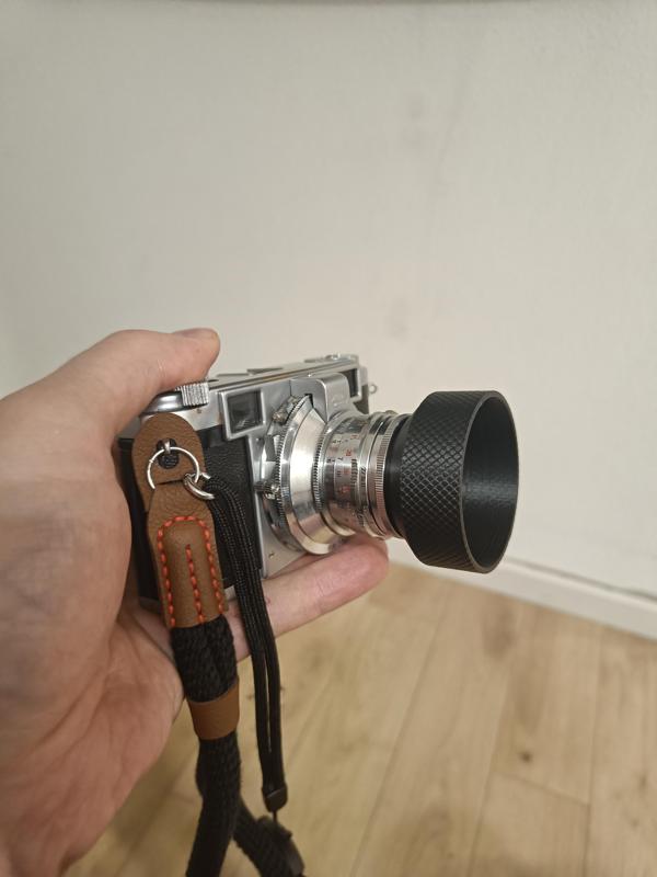 Camera lens hood for 40.5mm