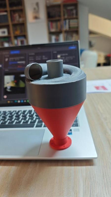 Mini cyclone dust collector