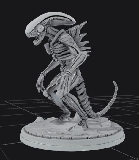 Xenomorph on platform.glb