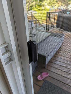Screen Door Handle, Inside