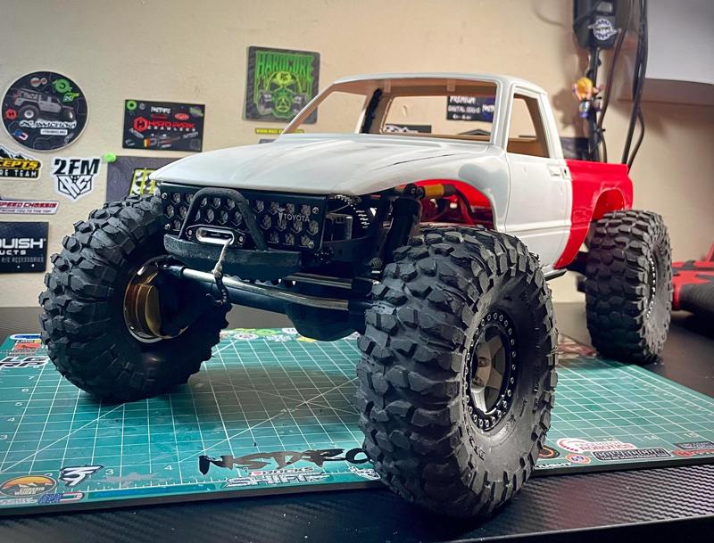 RC4wd 2 door Mojave Hilux mount for Vanquish VRD