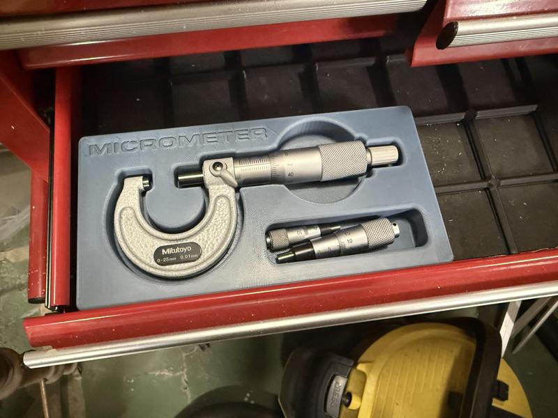 Gridfinity - Mitutoyo 1 inch micrometer.stl