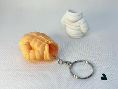Puffer Jacket Keychain|43 Min