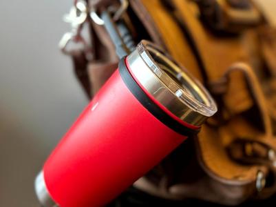 Carabiner for a 20-ounce Yeti Rambler Tumbler