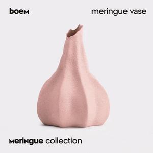 Meringue Vase