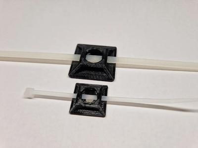 Universal clip   