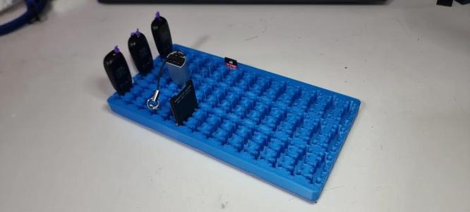 USB Card holder (SD-mSD-USB-USBC-mUSB) (Gridfinity)   