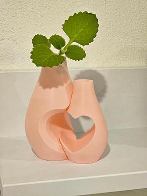 Heart vase