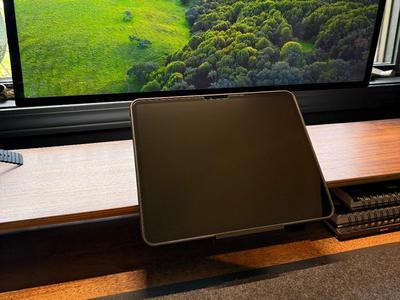 IPad Desk Shelf Mount 