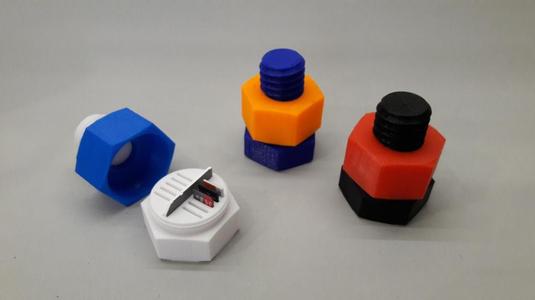 Screw SD and microSD holder