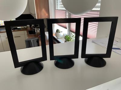 Simple Picture Frame w/ Stand