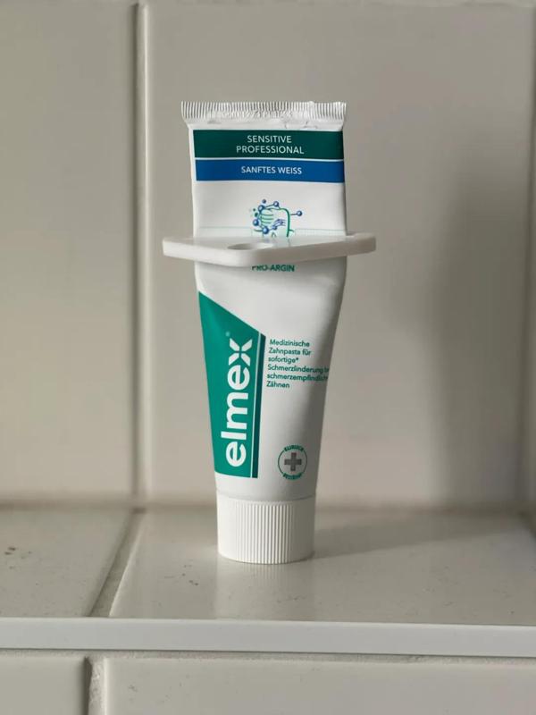 Universal Toothpaste Squeezer