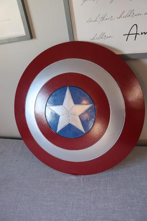 1:1 Captain America Shield