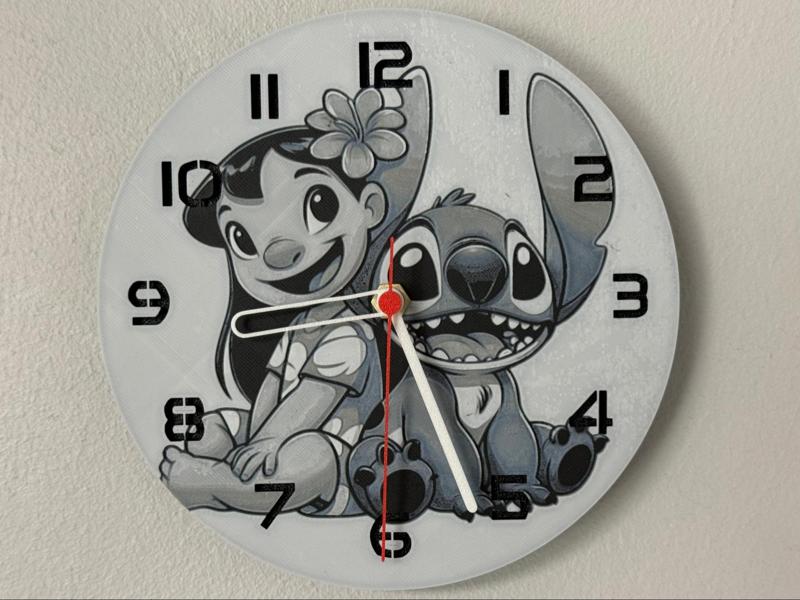 Wall / Desk Clock Lilo & Stitch HueForge