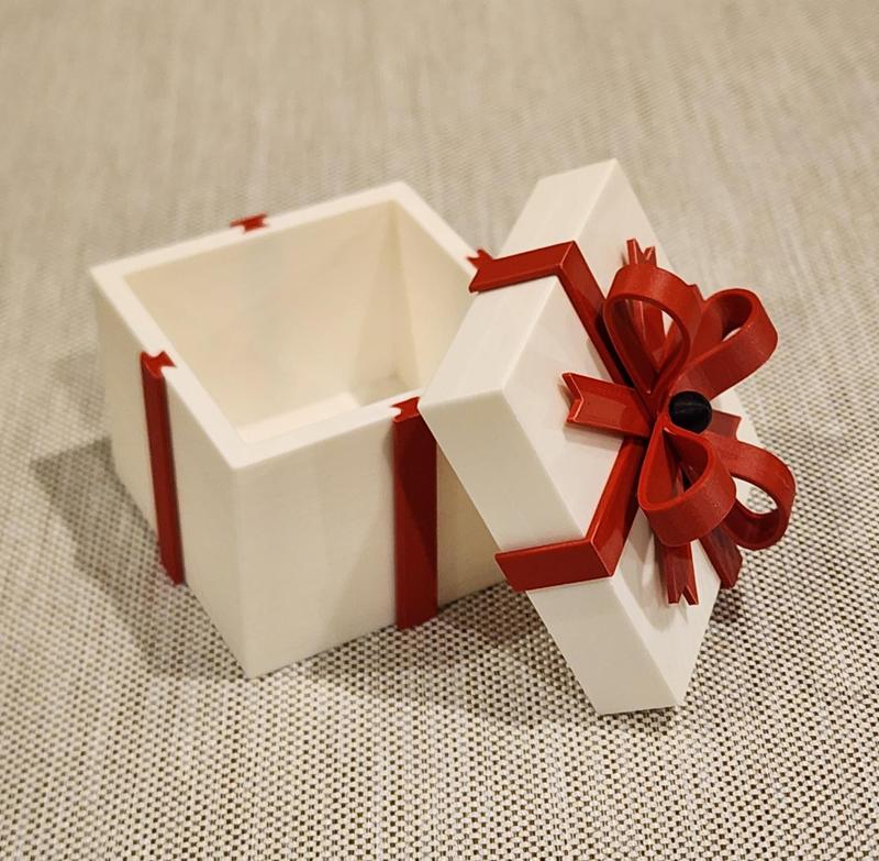 Christmas Gift Box (Functional) Multi-Piece No AMS Needed