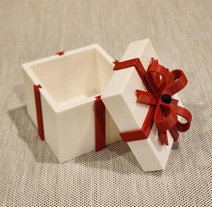 Christmas Gift Box (Functional) Multi-Piece No AMS Needed